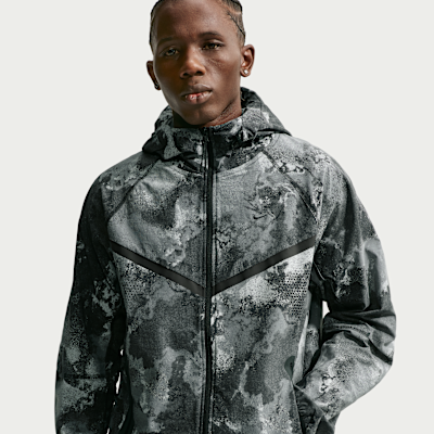 Nike Tech Windrunner Men's Dri-FIT Woven Full-Zip Jacket. Nike RO